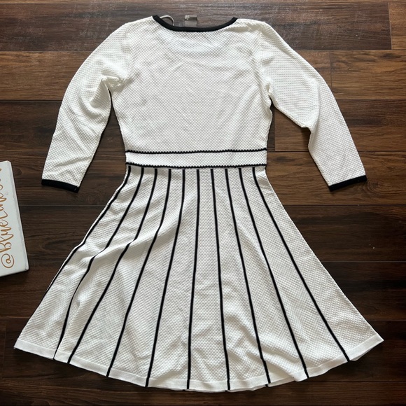 Just Taylor White Skater Dress NWOT - Picture 5 of 6